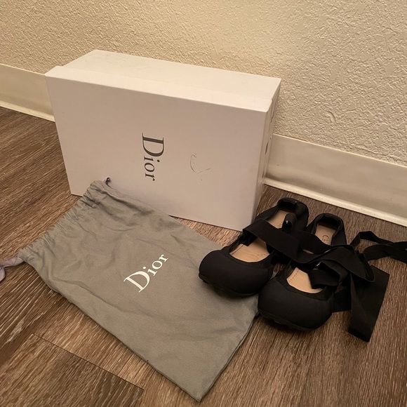 Micro Resille Academy Lace-Up Ballerina Flats - Picture 11 of 11